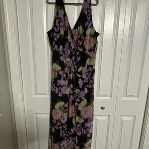 Elegant Floral Maxi Dress - Black and Purple